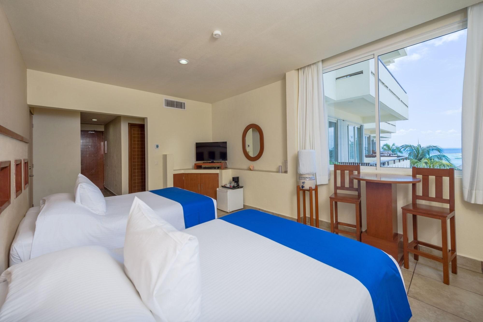 Ixchel Beach Hotel Исла Мухерес Екстериор снимка