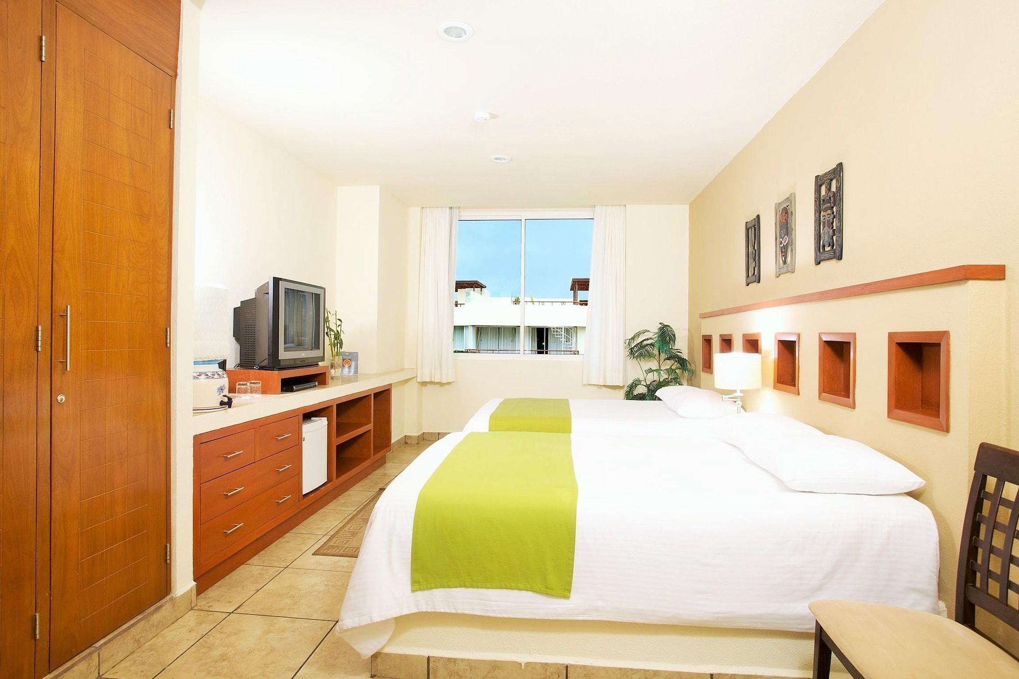 Ixchel Beach Hotel Исла Мухерес Екстериор снимка
